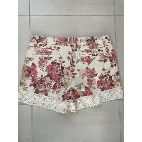Lauren Conrad Shorts Denim Jean Multicolor Floral Crochet Stretch - Picture 8 of 14